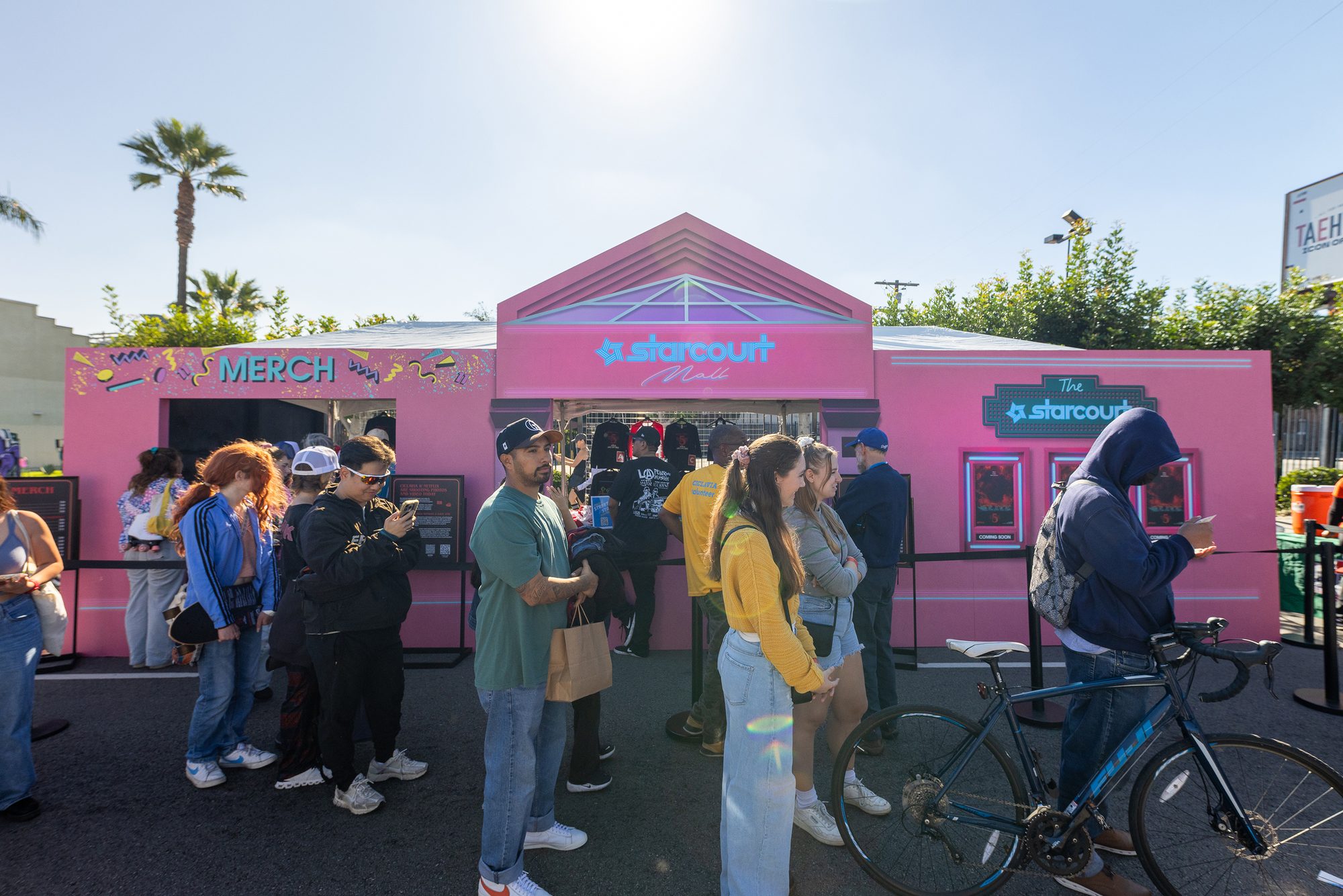Starcourt merch facade
